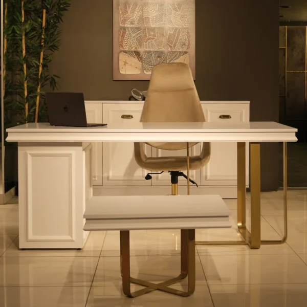 PEARL LITE YÖNETİCİ TAKIMI